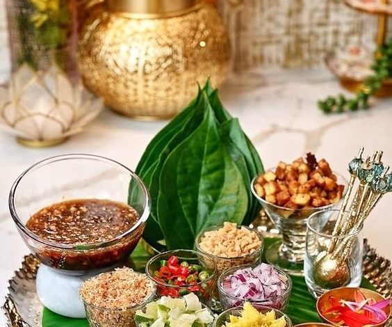 Miang Kham: Camilan Daun Sirih Khas Thailand