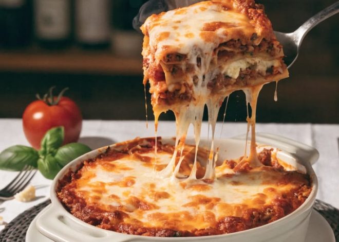 Lasagna Khas Italia dengan Keju Leleh dan Saus Gurih